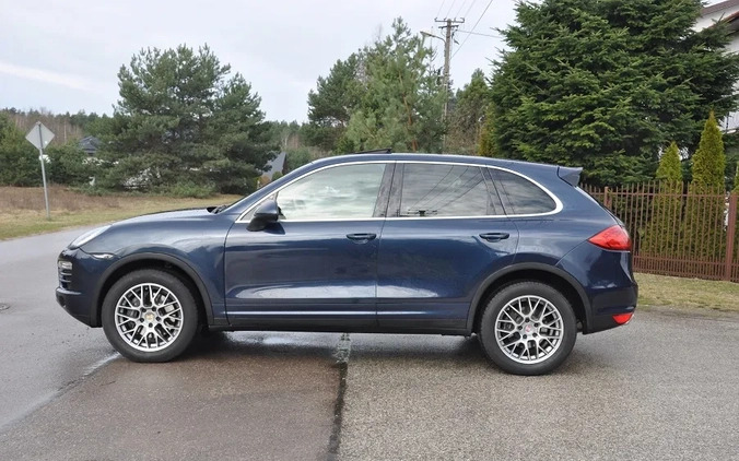 Porsche Cayenne cena 80000 przebieg: 230000, rok produkcji 2013 z Sochaczew małe 106